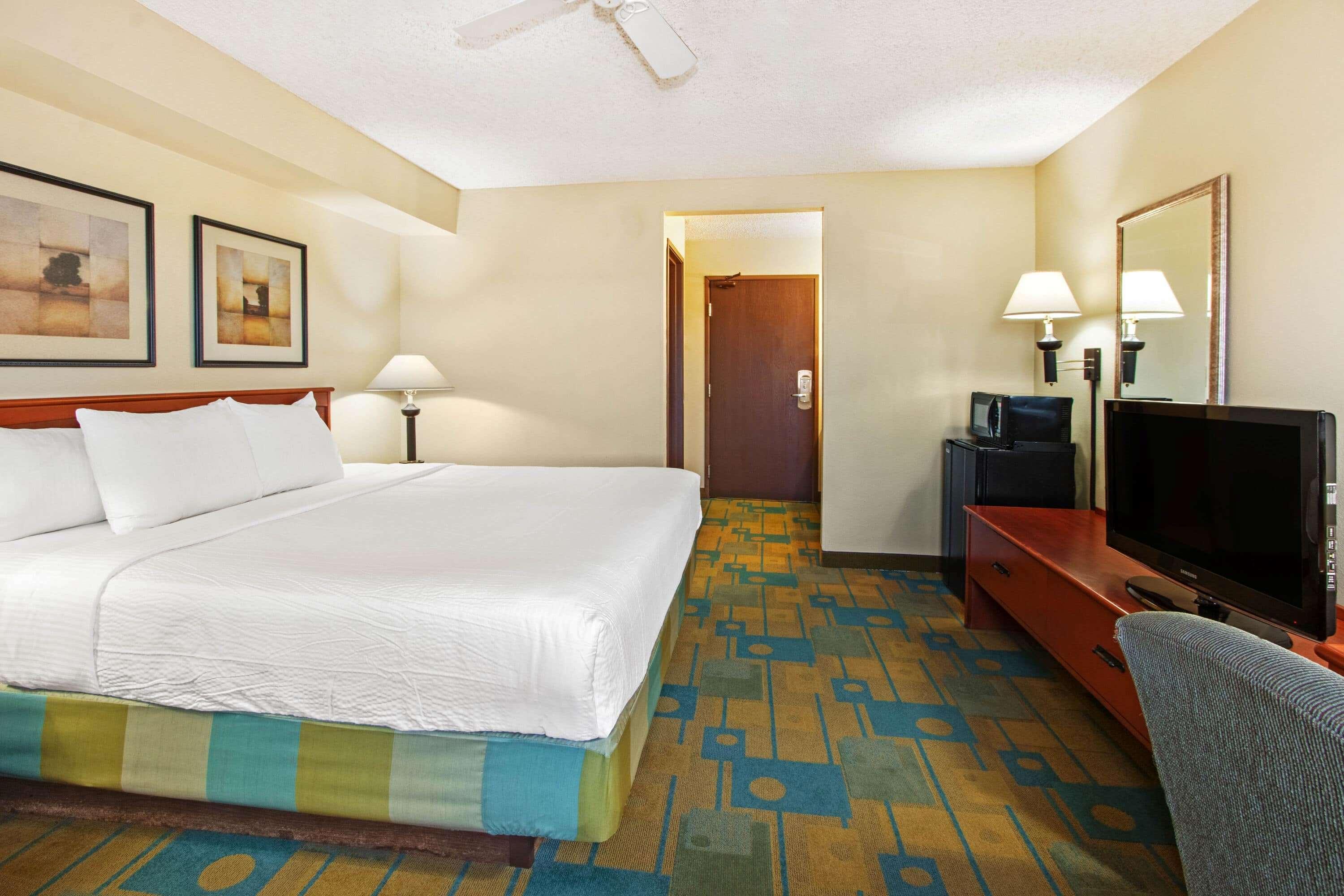 Hotel La Quinta By Wyndham Journal Ctr Nw 3*